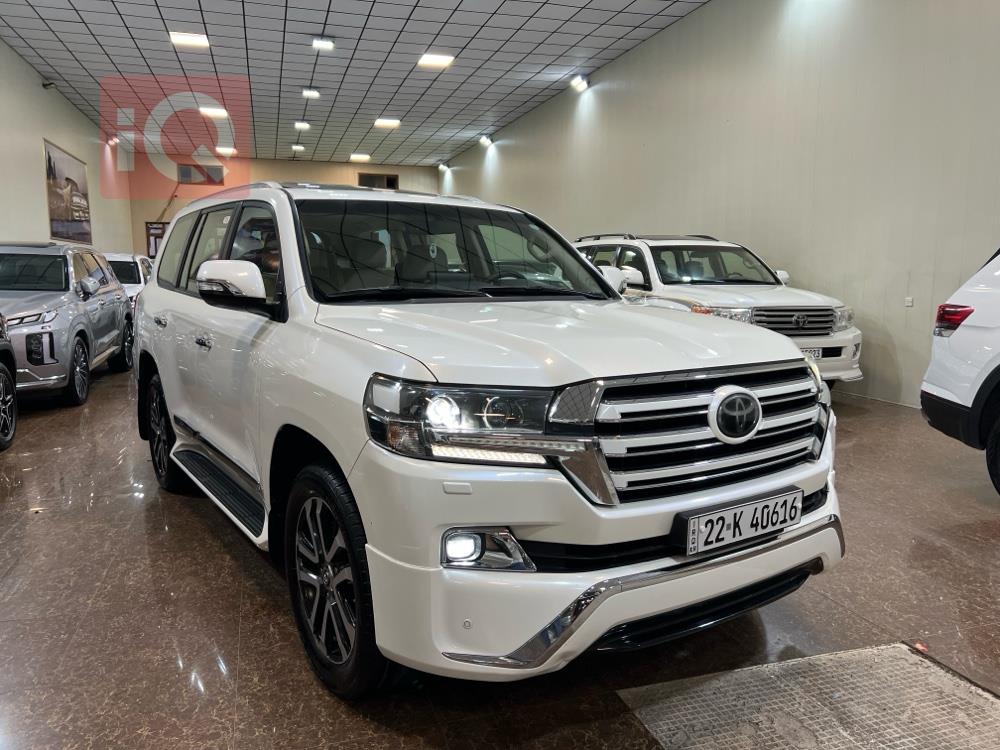 تويوتا لاندكروزر